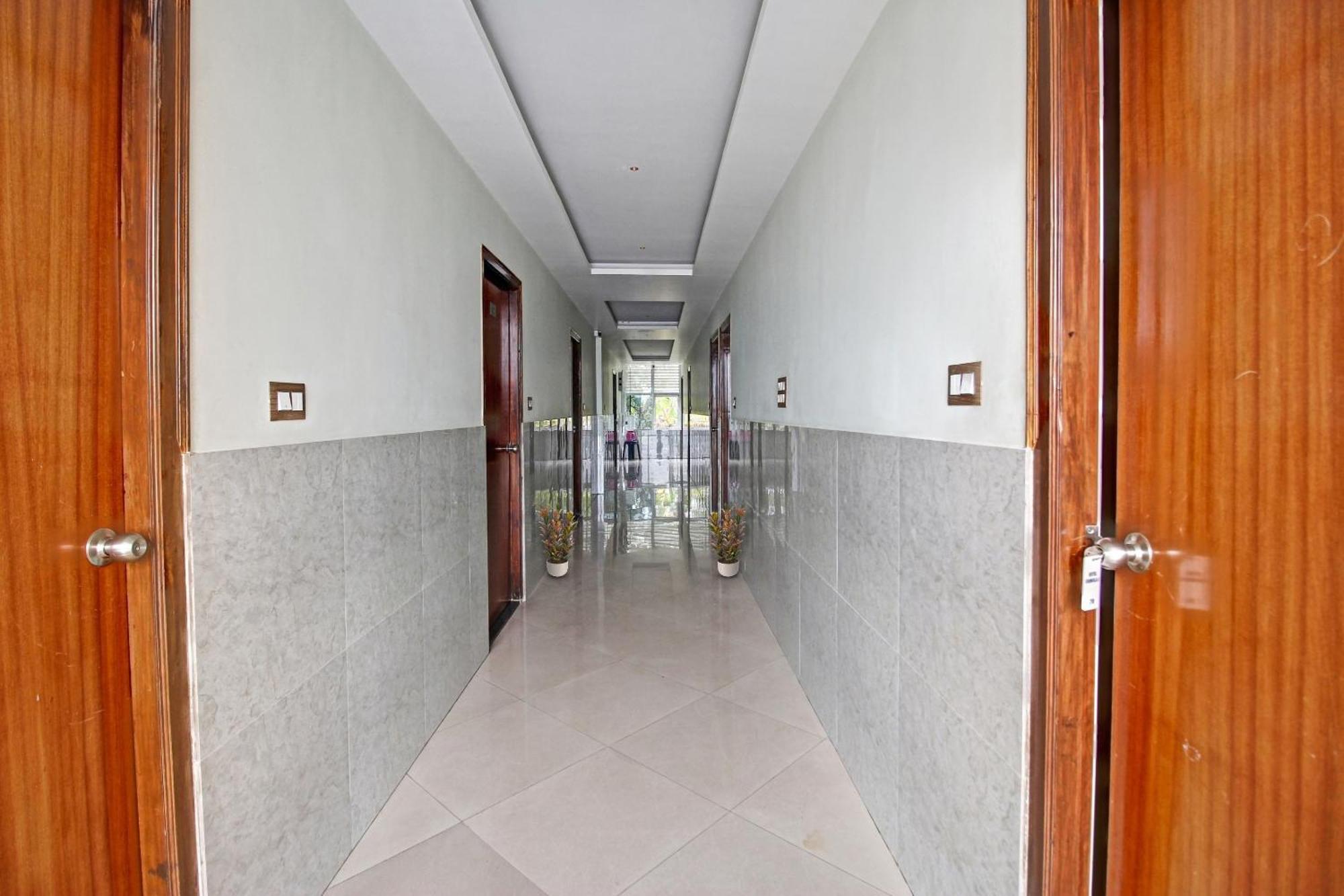 Hotel O Formula Vanivilasa Puram Экстерьер фото